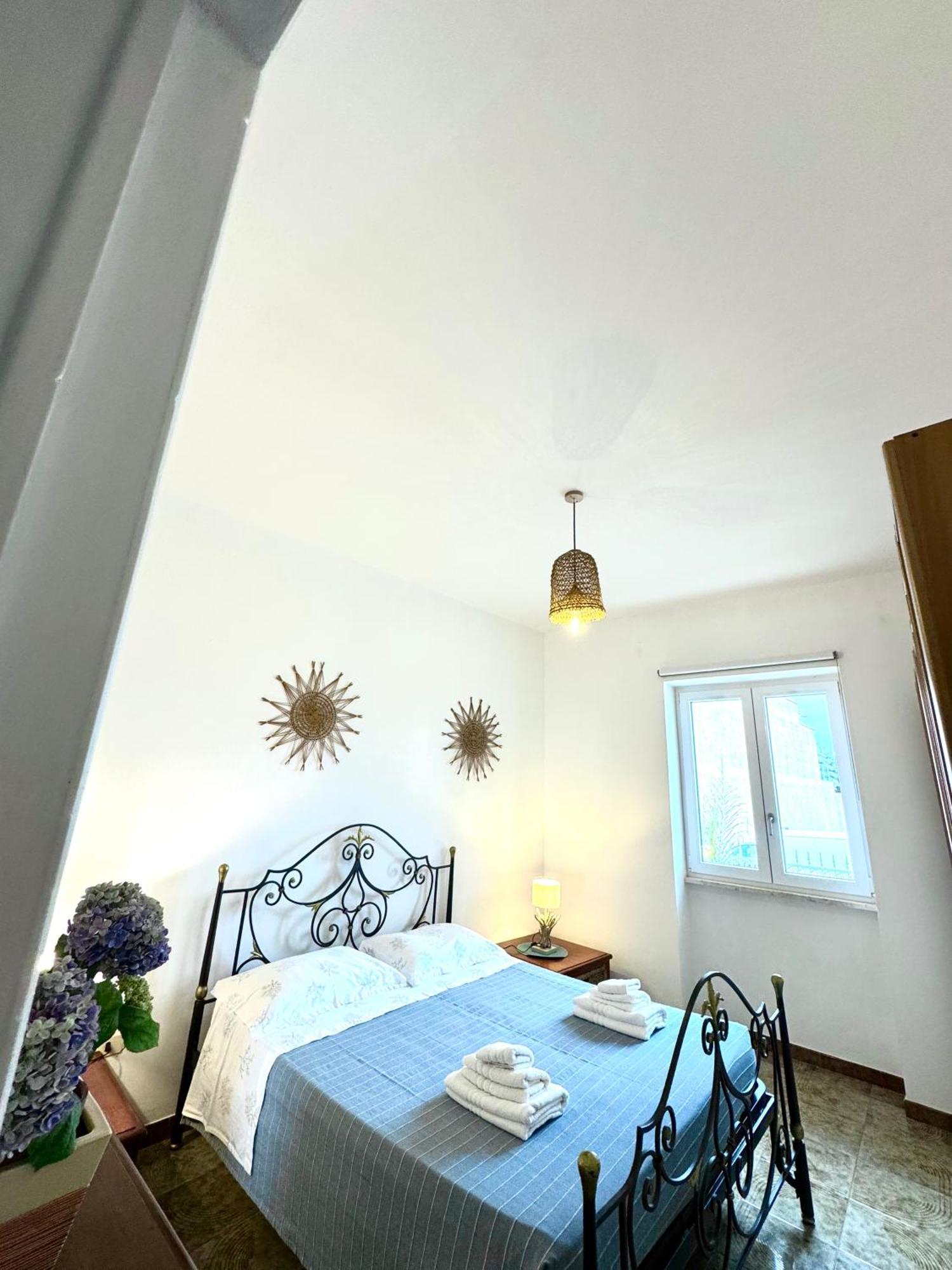 Aquarama Rooms & Apartments Torre Squillace Exterior photo